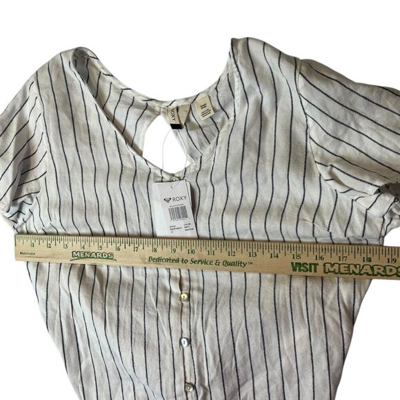Roxy Shirt Women's XS White Stripe Short Sleeve Button Up Open Back Tie Beachy - Picture 9 of 9